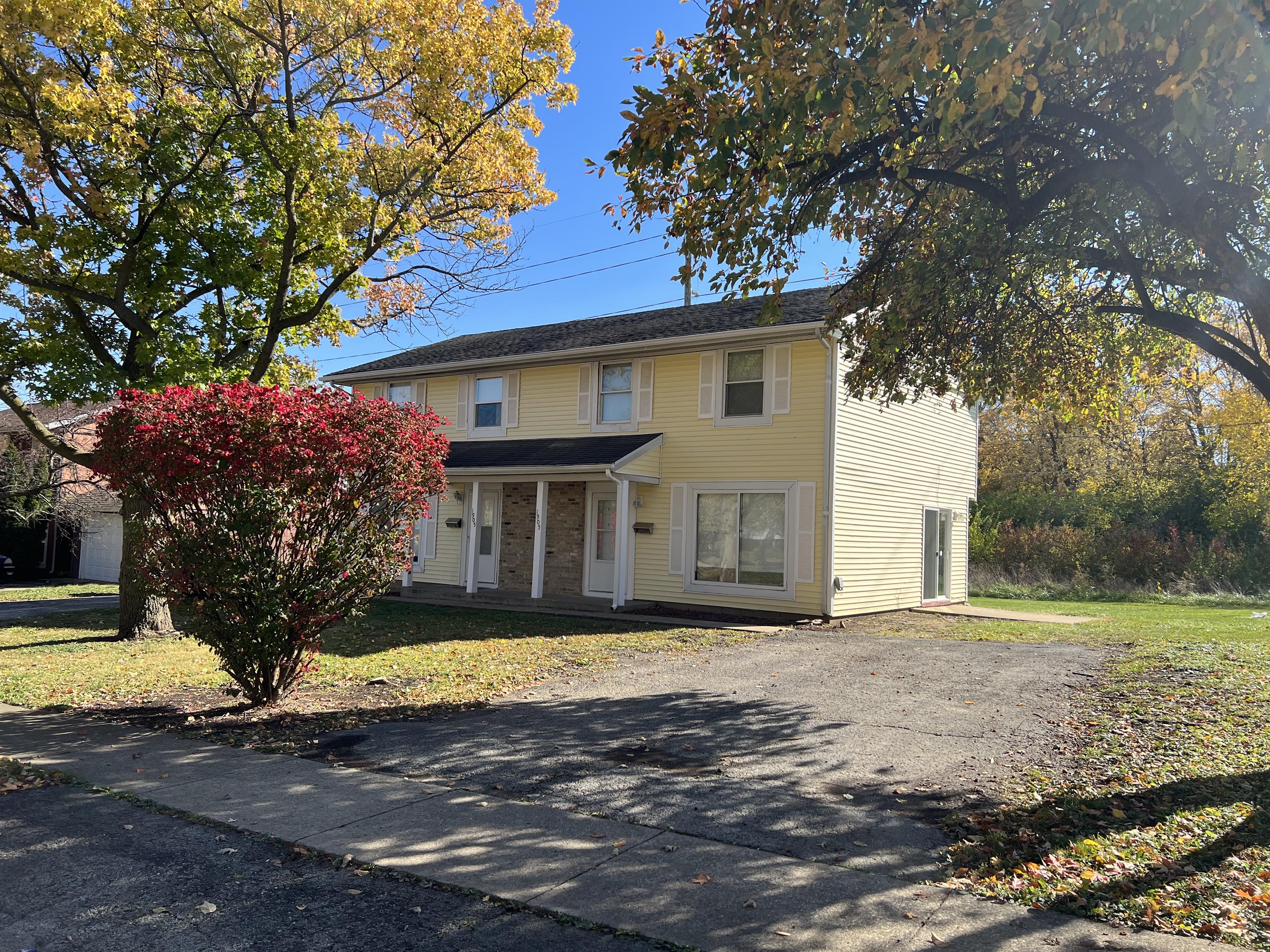 1905 East Florida Avenue - B